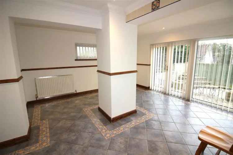 3 bedroom semi-detached house to rent