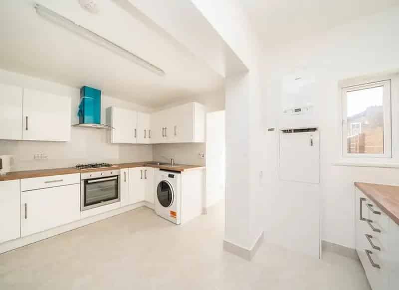 4 Bedroom House in Peckham Near Peckham Rye Station