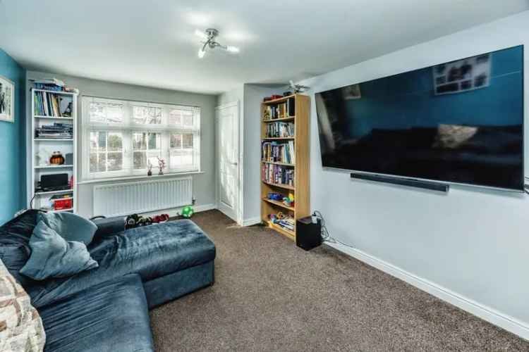 Four Bedroom Detached House Halifax