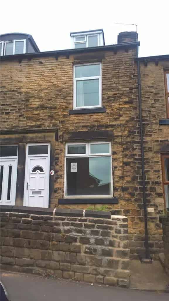 3 Bedroom Terraced House with Gas Central Heating