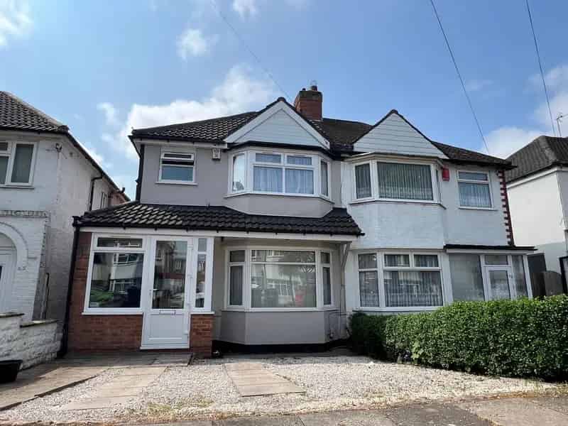 3 Bedroom Semi Detached House For Sale