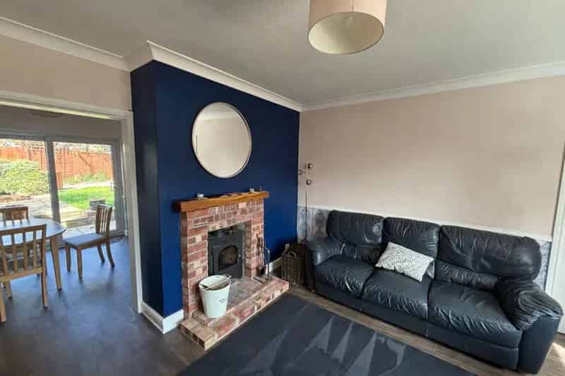 Four Bedroom Detached House Near Loughborough Town Centre