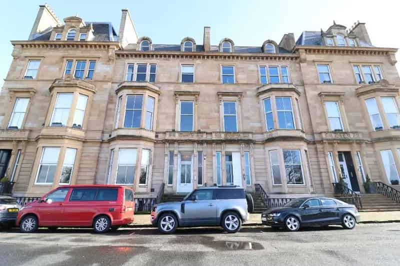 2 Bedroom Flat to Rent