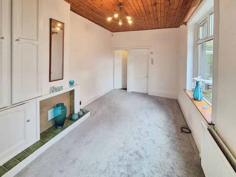 3 Bedroom Semi Detached House for Sale Stockport