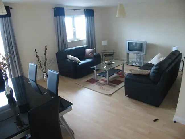 4 Bedroom Flat to Rent - Fully Furnished