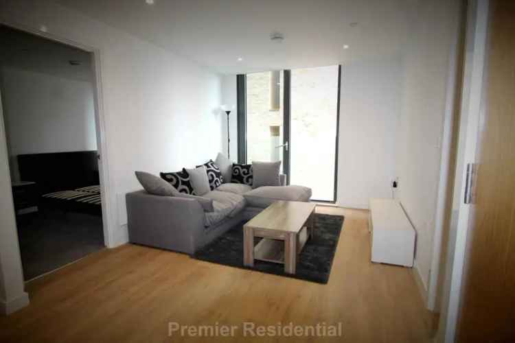2 Bedroom Apartment Northern Quarter