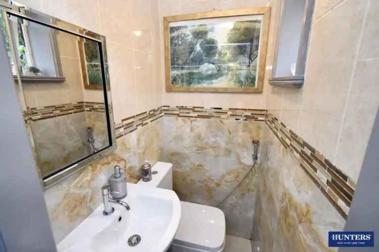 4 Bed Detached House for Sale in Aylestone Leicester
