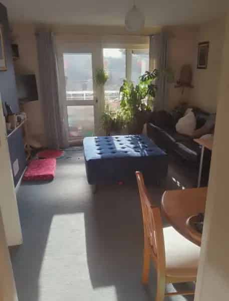 Taunton Town Centre Flat - Pet-Friendly with Parking and Storage