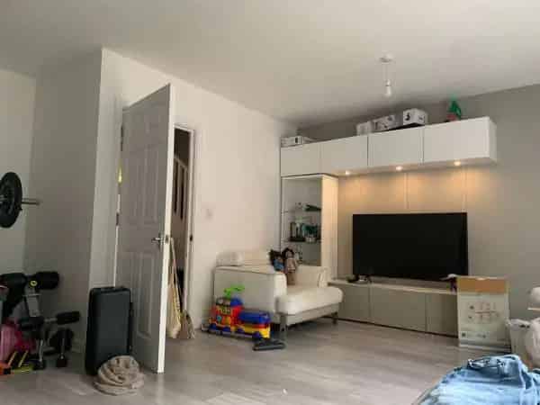 4 Bed 3 Bath Semi Detached House with Off Street Parking and Solar Panels