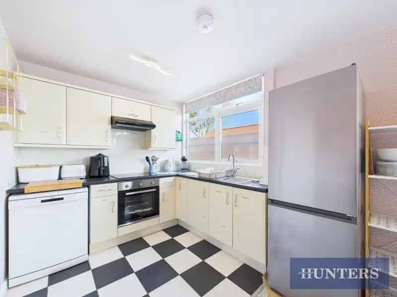 3 Bedroom Bungalow Near South Side Beach