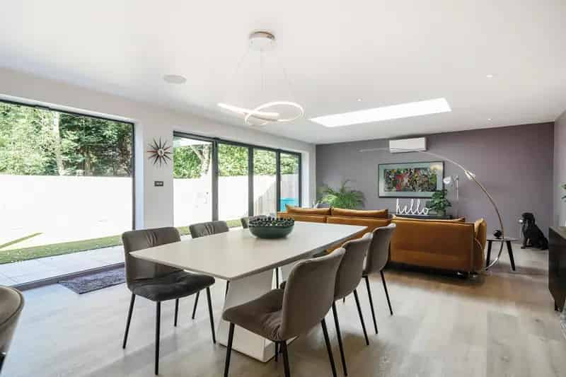 3 Bedroom Detached House for Sale Marks Road