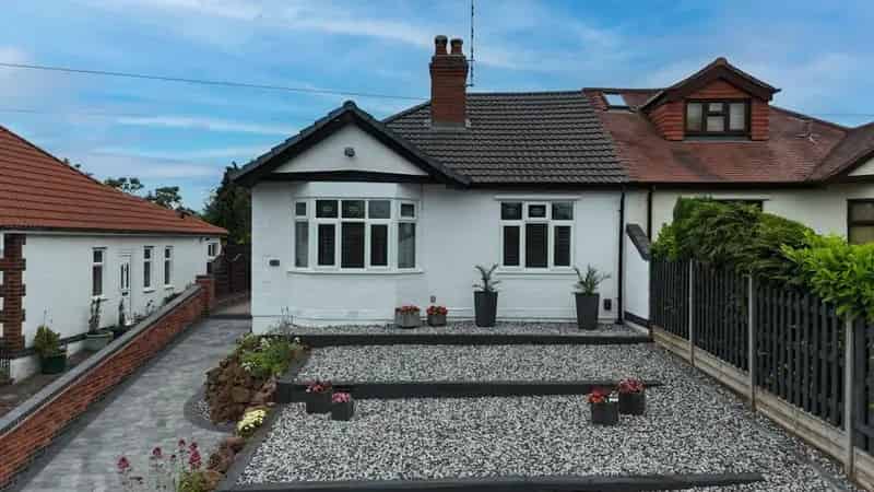 2 Bedroom Semi-Detached Bungalow for Sale