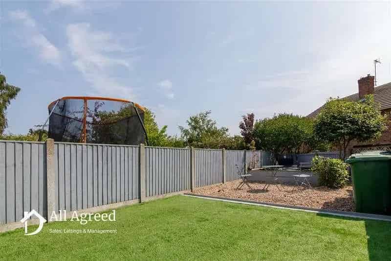 2 Bed House for Sale Recently Modernised