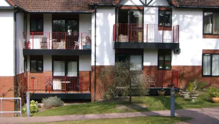 Woodlands Court Retirement Apartments: 1 & 2 Bed Units