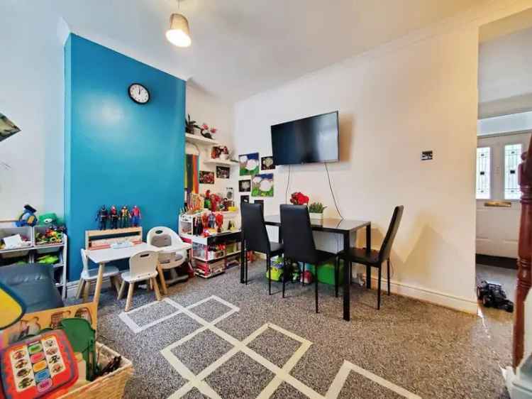 3 Bedroom Mid Terrace House for Sale London E13