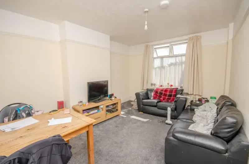 3 4 Bedroom House Investment Opportunity 2400 PCM