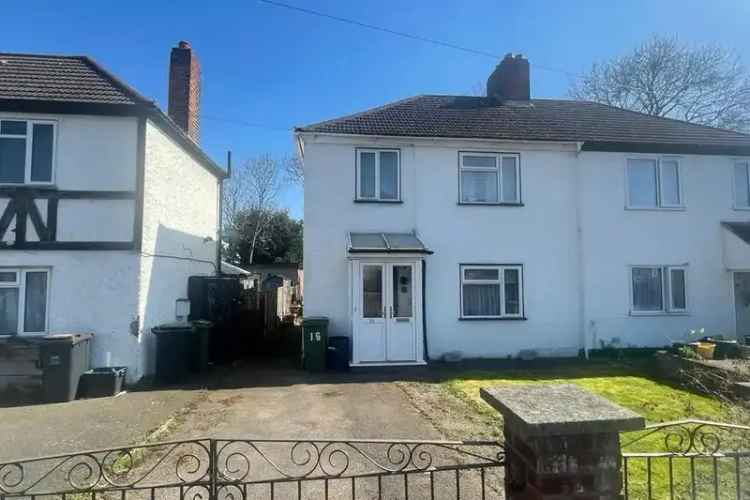 3 Bedroom Semi-Detached House For Sale Near Kent House Station