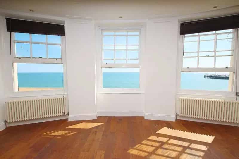 2 Bedroom Flat House to Rent Brighton Seafront