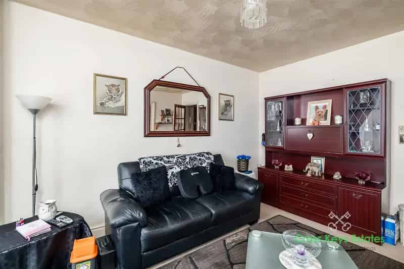 1 Bedroom Apartment Near HM Naval Base Devonport