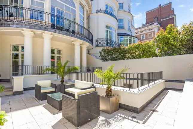 Luxury 3-Bed Duplex Apartment Park Lane Mayfair