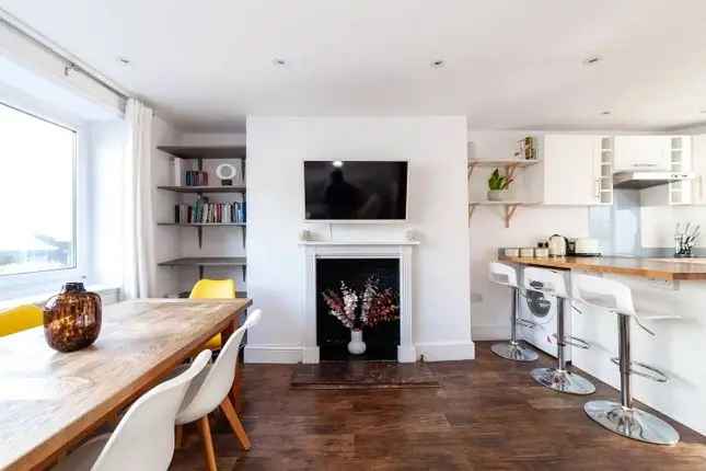 Richmond Maisonette 3 Floors Open Plan Kitchen 2 Bedrooms