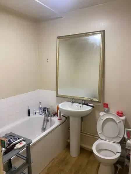 1 Bed Flat near Asda Town Centre