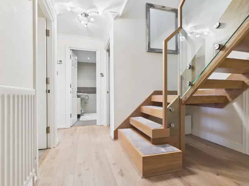 3 Bedroom Maisonette for Sale