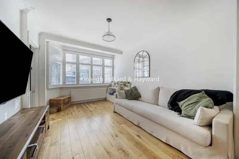 Two Bedroom Mid Terrace House in Chatterton Village