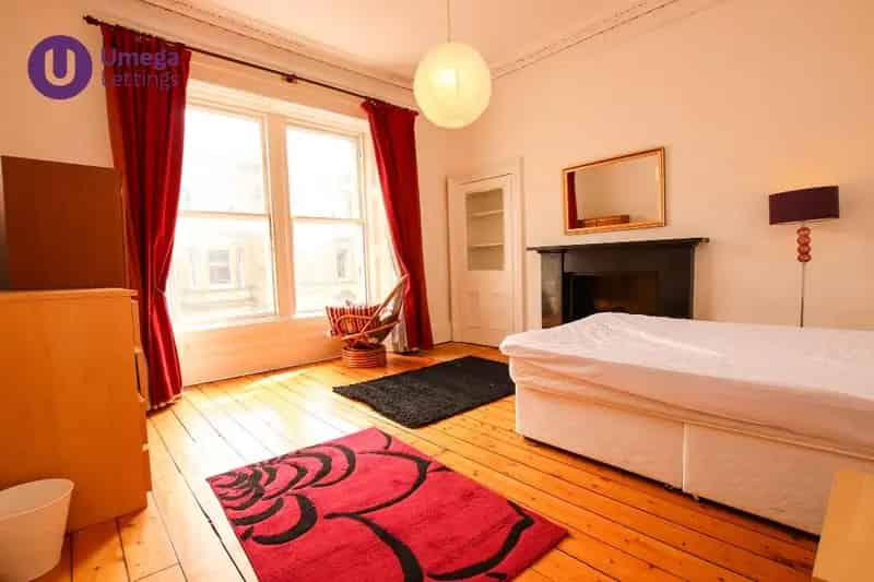 4 Bedroom Apartment to Rent Edinburgh