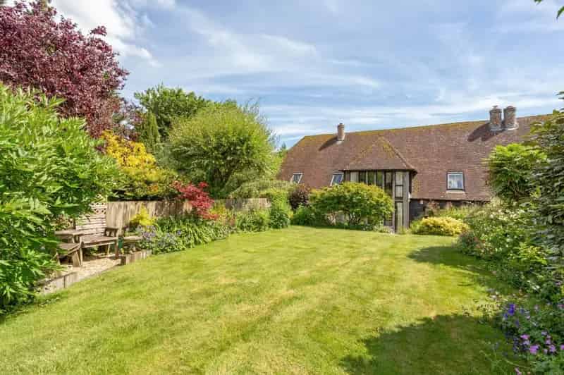 3 Bedroom Village Home for Sale in South Downs National Park