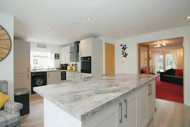 1 Bedroom Bungalow For Sale Near Amenities