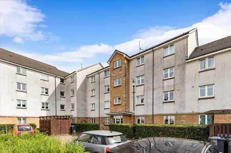 2 bedroom apartment for sale