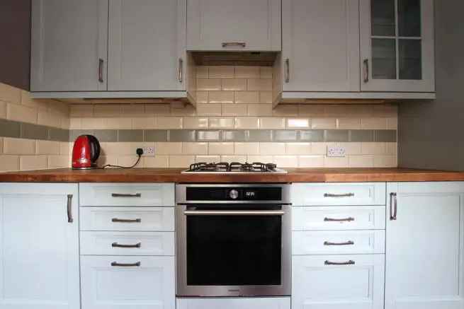 3-Bedroom Victorian House with Loft, Garden and Off-Road Parking