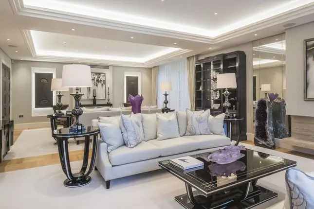 Stunning 6-Bedroom Home Hampstead Golf Course Views