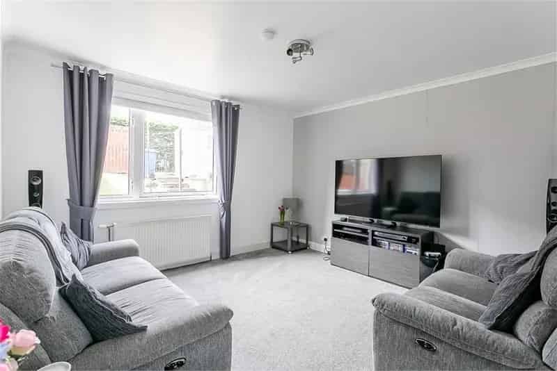 2 Bed End Terrace House Penicuik