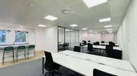 Refurbished Office Space to Rent in London