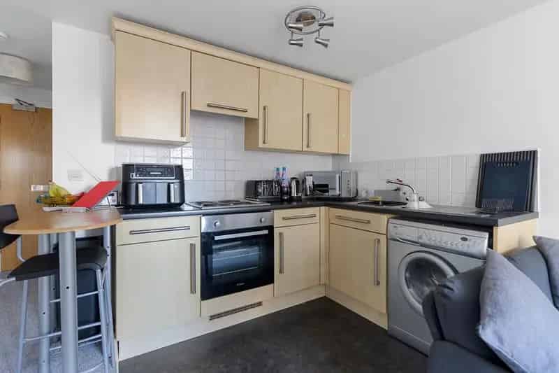 Studio Flat for Sale - Excellent Investment Opportunity