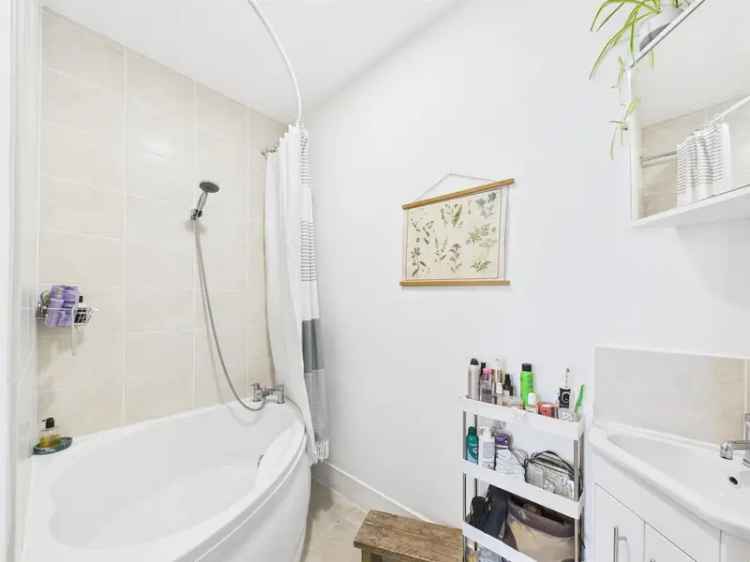 1 Bedroom Apartment Bethnal Green Historic Mansion Block