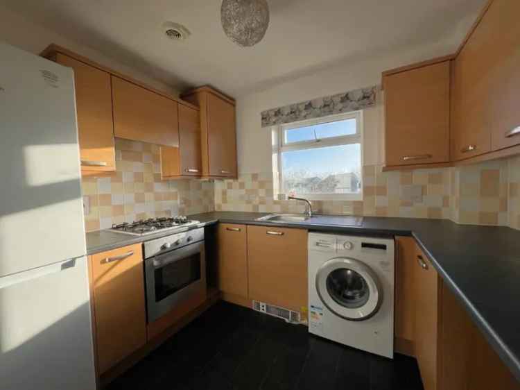 2 Bedroom Flat for Sale - Allocated Parking