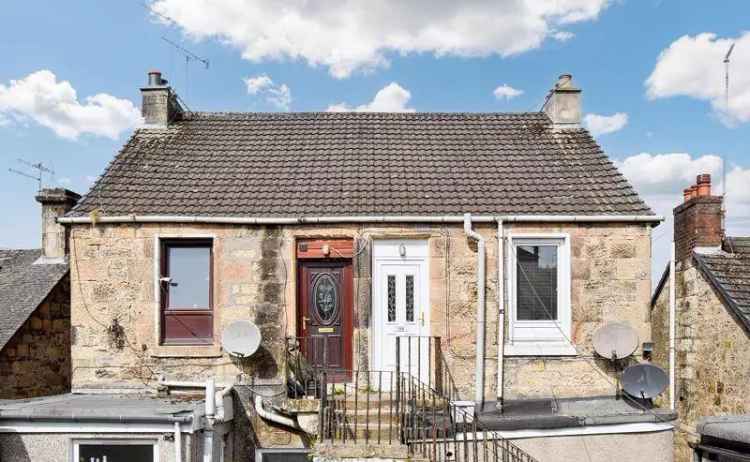 2 Bedroom Upper Maisonette with Garage Kilsyth