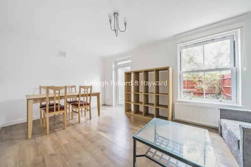Flat For Rent , London, England