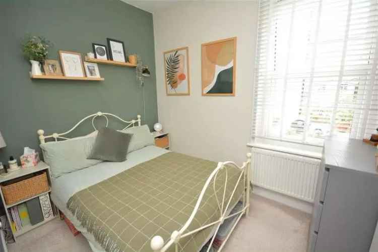 1 Bed Flat for Sale in Wimbledon South Park