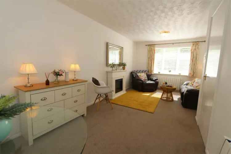 2 Bedroom Ground Floor Apartment For Sale