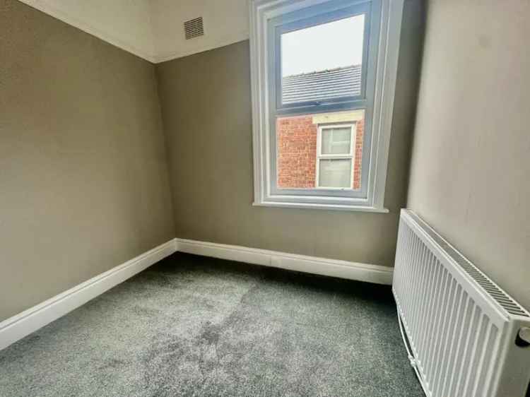 Two Bed Apartment To Let With Private Garden