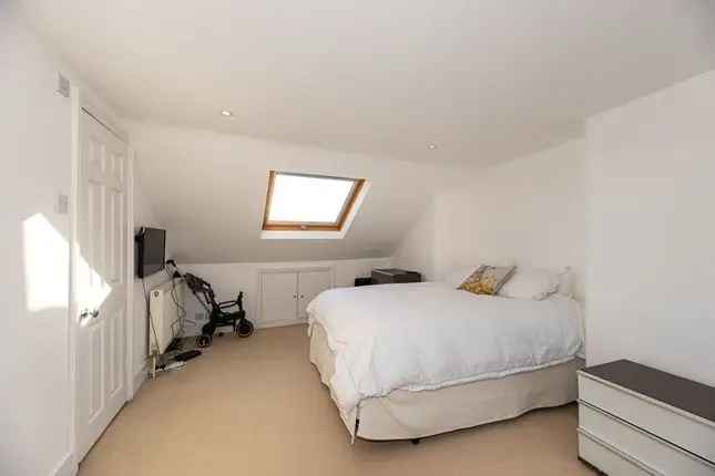 4 Bedroom Terraced House for Rent London SW6