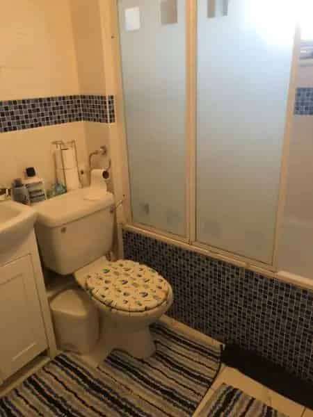 3 Bedroom House Near Schools Shops and Transport