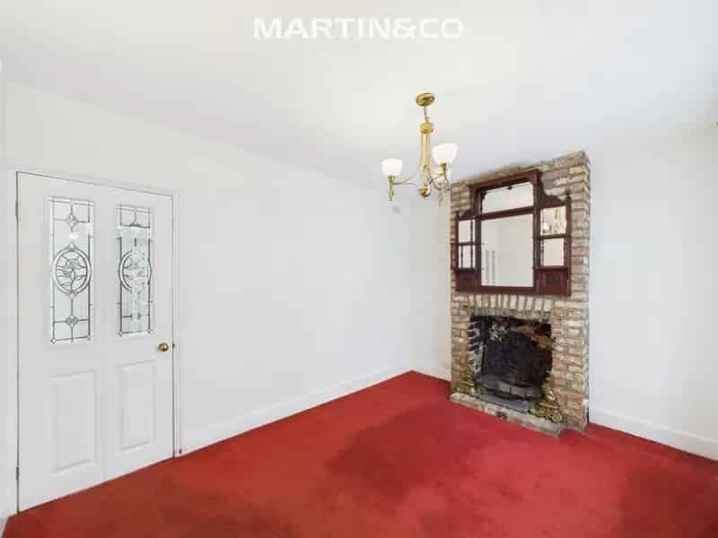 3 Bedroom Victorian House For Sale Near Staines Town Centre