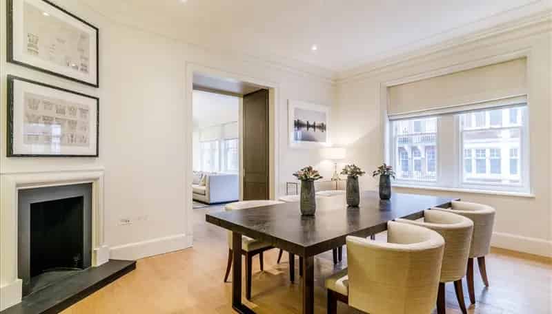 3 Bedroom Mayfair Apartment for Rent