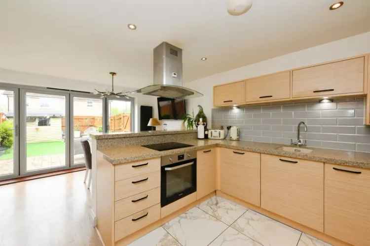 Spacious Four-Bedroom Townhouse in Royston