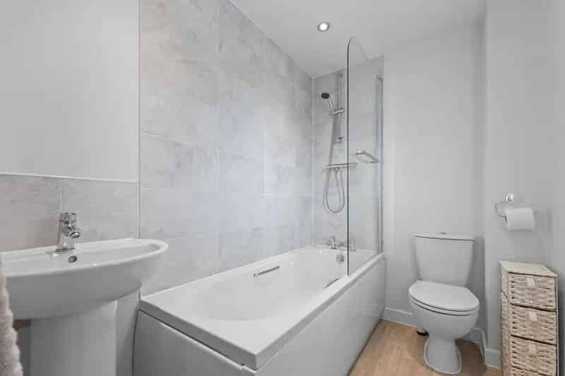 3 Bed Detached House For Sale